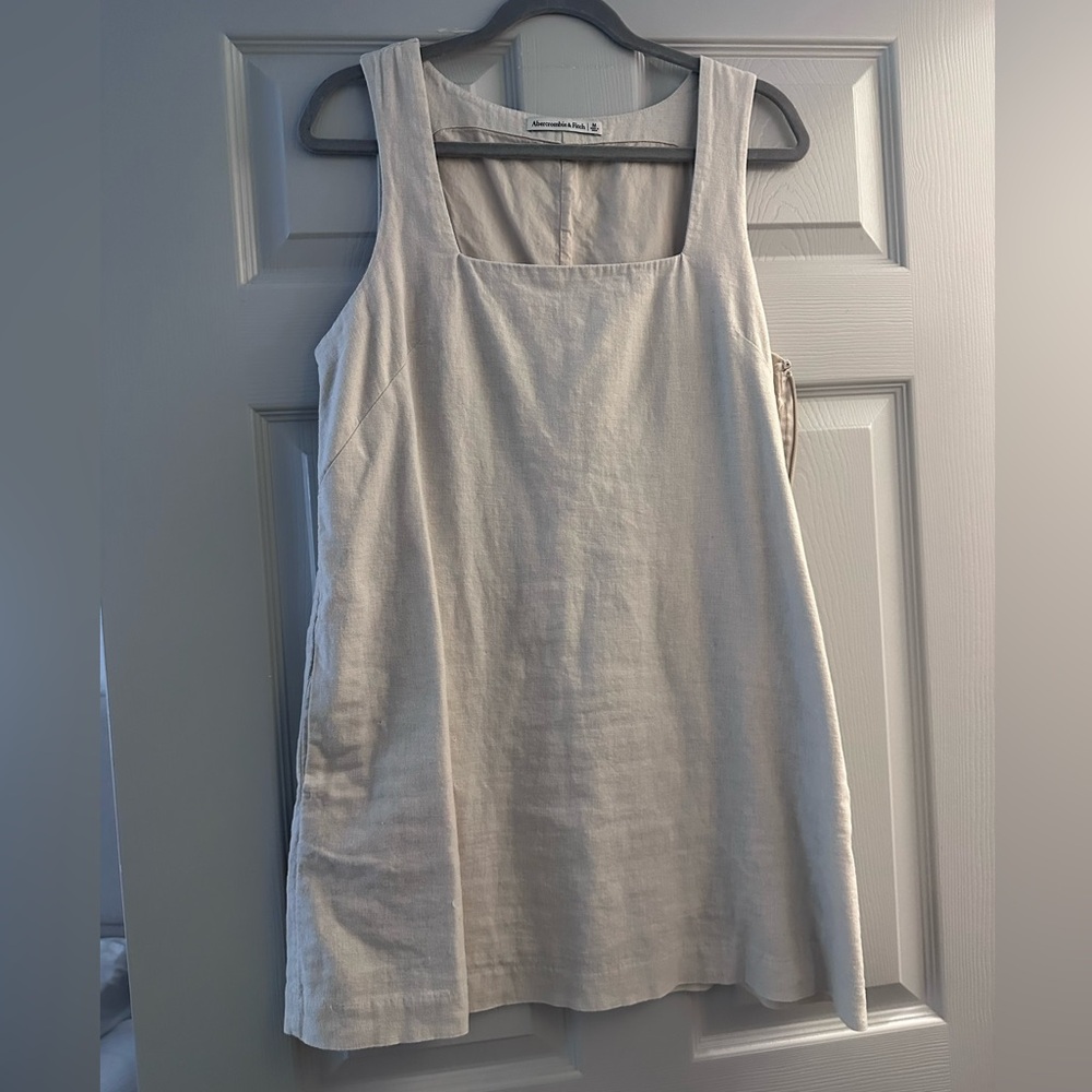 Abercrombie & Fitch Beige Shift Dress
